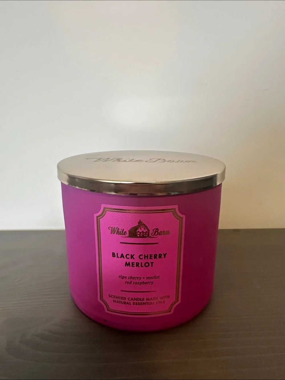 White Barn Black Cherry Merlot 3-Wick Candle - Picture 1 of 2